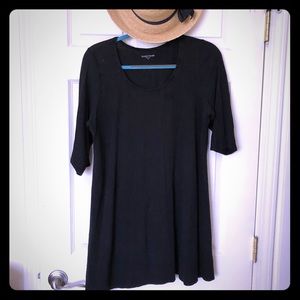 Eileen Fisher tunic.  Black linen. Good layering